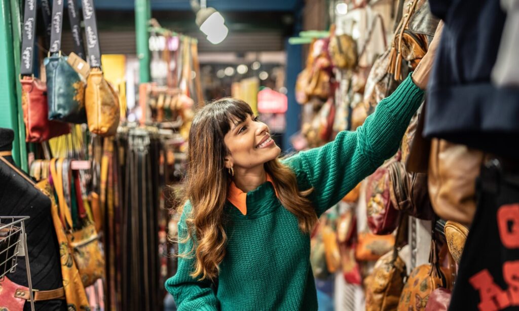 Tariff-Proof Toys: My Guide to Thrifting Christmas 2025