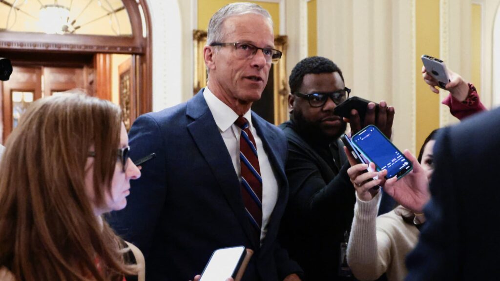 Government shutdown bill clears Senate, heads to House