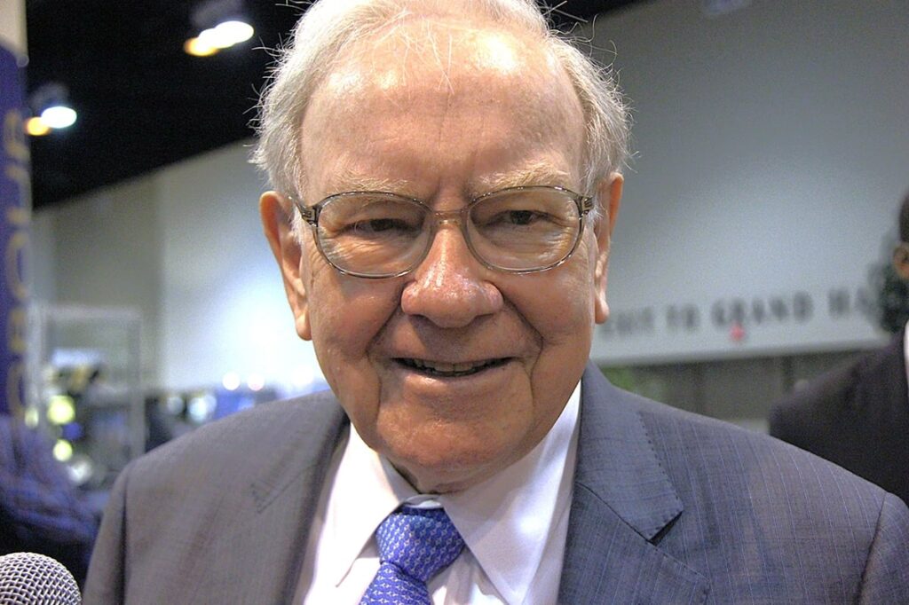 Here's the 1 Stock Warren Buffett Keeps Buying Despite Market Volatility