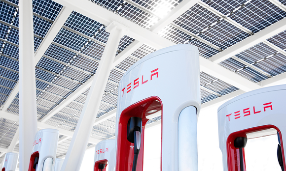 Tesla superchargers EV