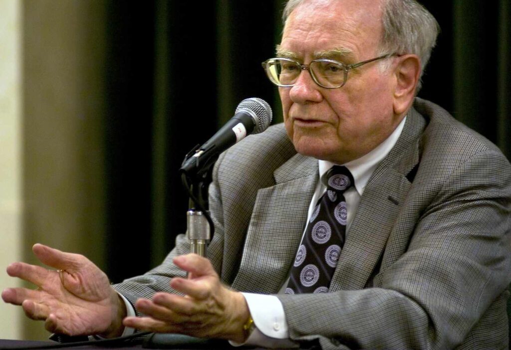 Why So Many Get This Warren Buffett Famous Quote Wrong and Often Misapply It