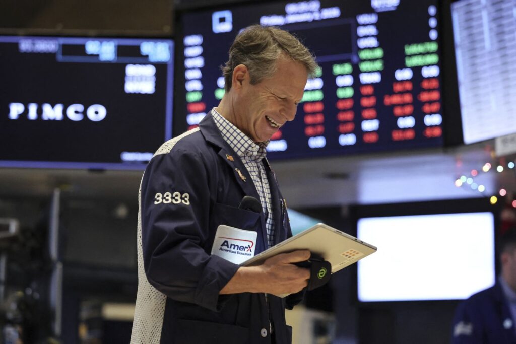 Stock Indexes Surge After US Captures Venezuelan President Maduro; Dow Adds 600 Points; Energy Shares Jump