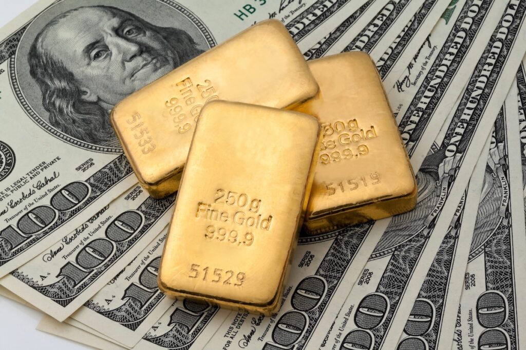 Investment in real gold than gold bullion and gold | Credit: ginasanders