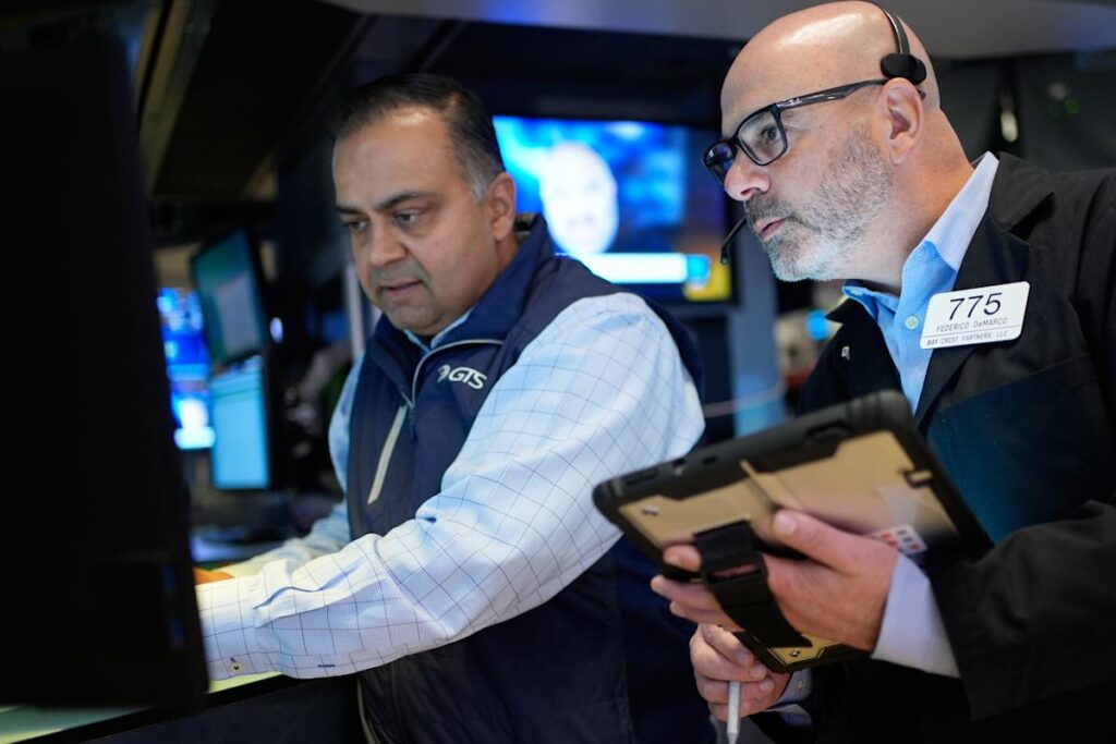 Dow, S&P 500, Nasdaq fall as Wall Street weighs prospects for Iran truce
