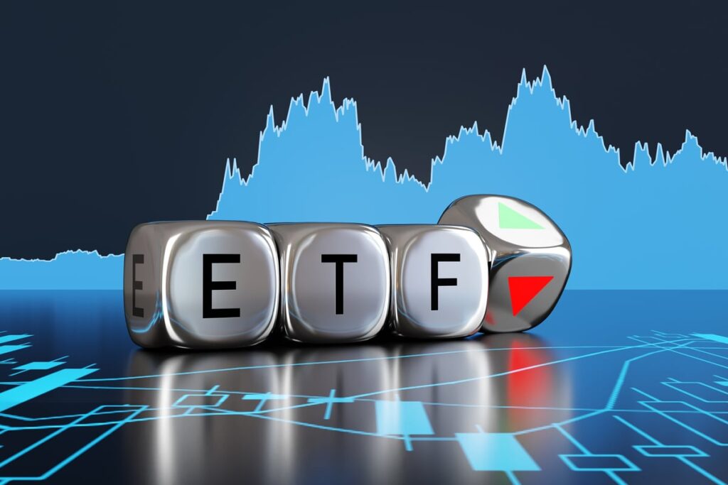 Cubes with letters E, T, and F against a graph background.