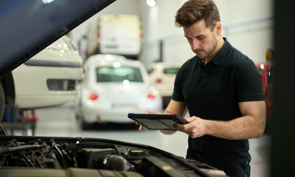 Auto Warranty vs. Vehicle Service Contract (Extended Warranty)