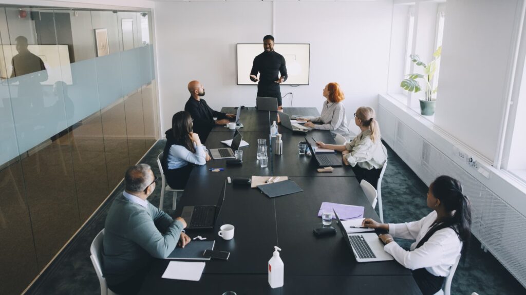 Here's how artificial intelligence is changing boardrooms