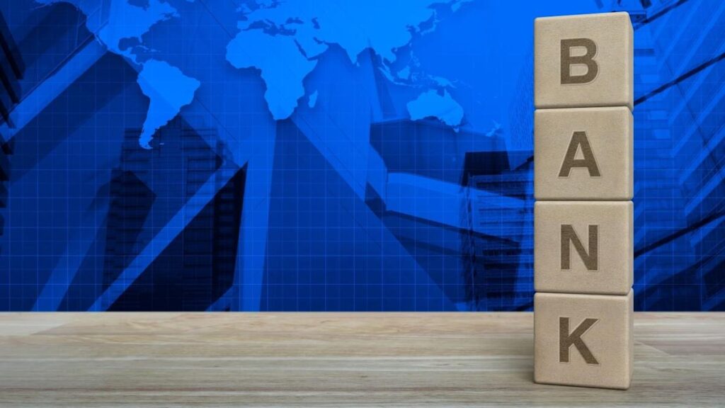 Lighter rules help US, UK banks add $1.3tn to balance sheets