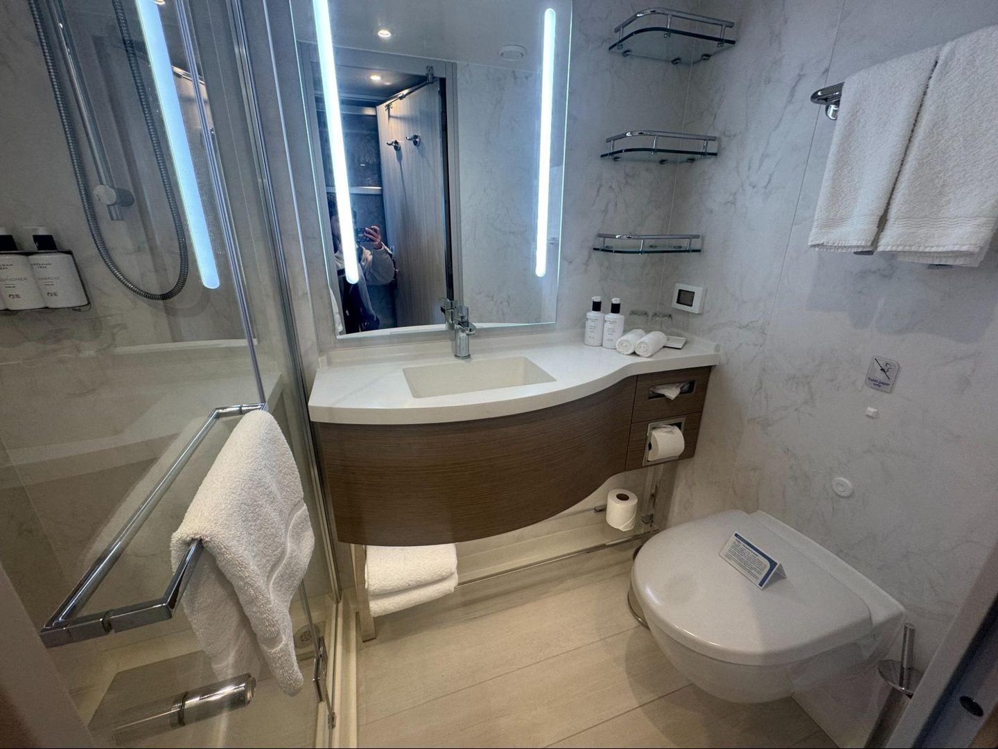 Basin, Indoors, Electrical Device