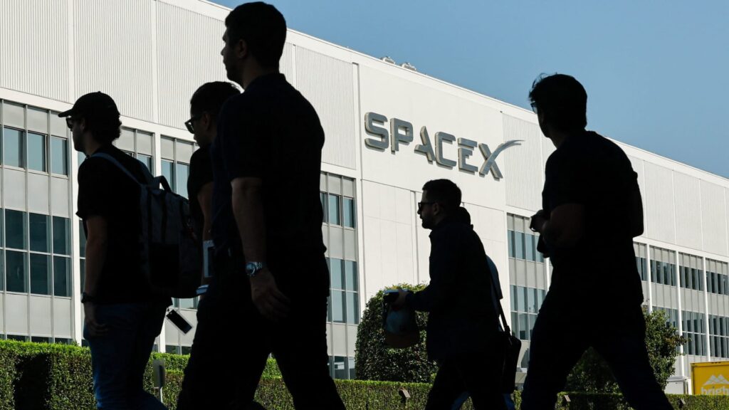 SpaceX needs to achieve 2 of its moonshots to keep valuation: Steve Westly
