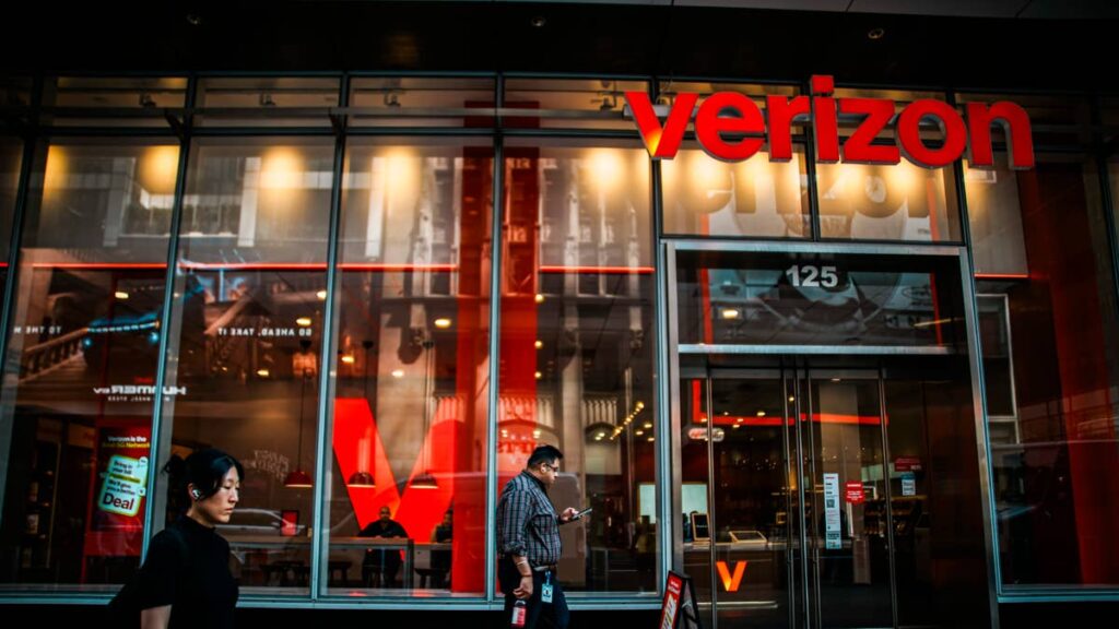 Verizon CEO sends shocking message to employees