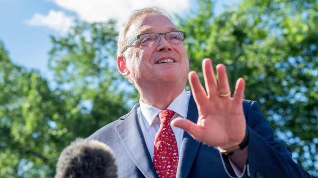 No excuse to raise rates, Warsh will push Fed to right answer