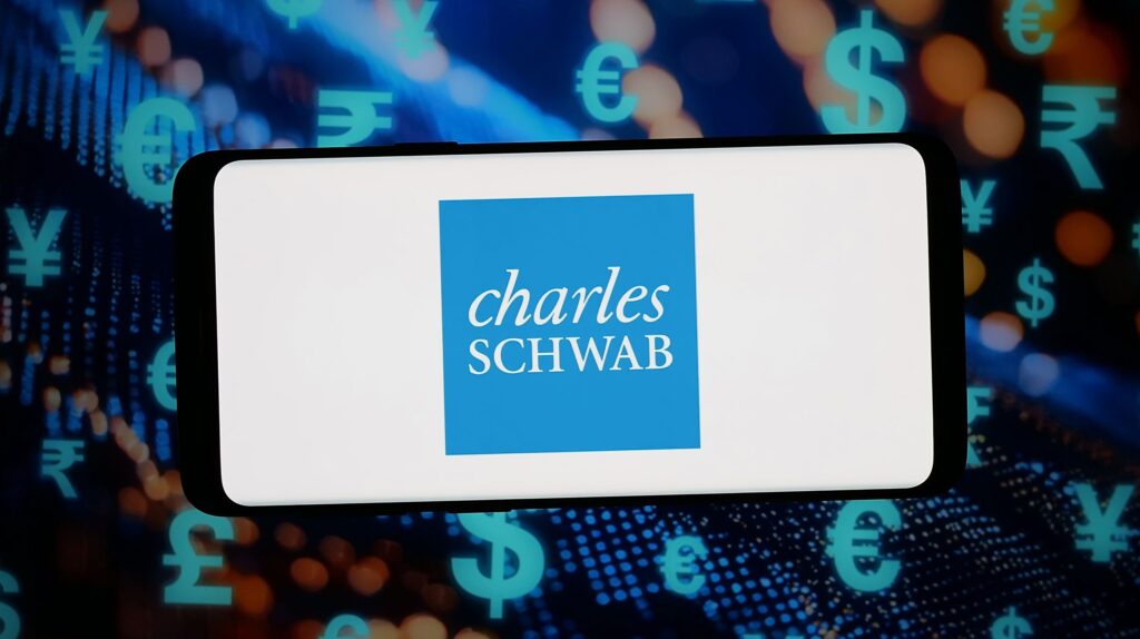 Why Kiplinger Readers Recommend Schwab for Internet Banking