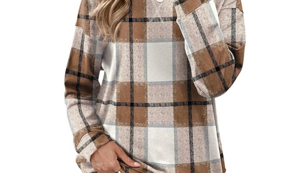 Amazon's $9 plaid sweatshirt 'feels like a hug from a fluffy cloud' 