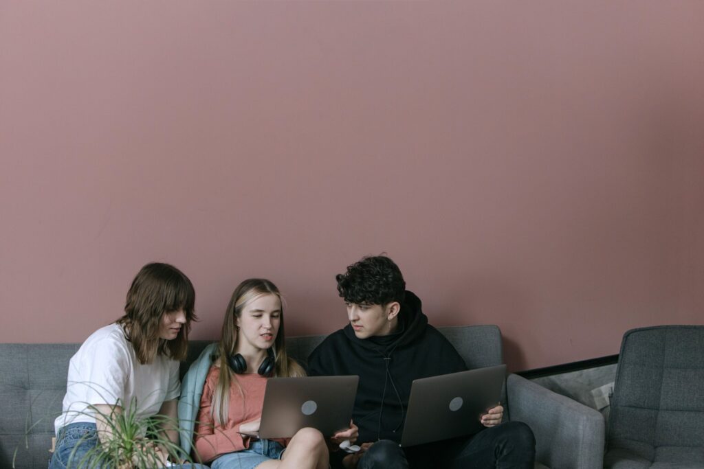 Gen Z Job Hopping Jumped to 55% in 2026: What's Really Behind It