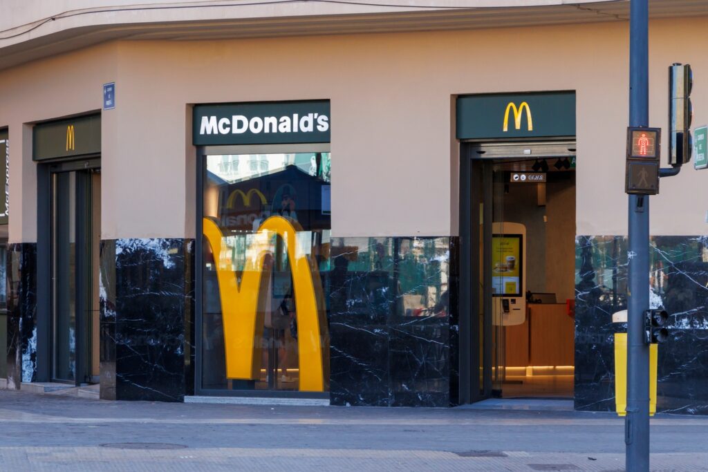McDonald's Stock: At 52-Week Lows, But I'm Still Not Interested (NYSE:MCD)