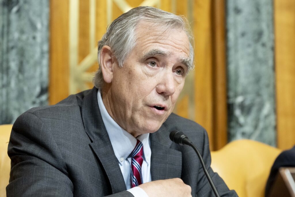 June 16, 2026, Washington, District Of Columbia, USA: U.S. Senator JEFF MERKLEY (D-OR) speaking at a hearing of the Senate Budget committee at the U.S. Capitol in Washington, D.C. (Credit Image: &copy; Michael Brochstein/ZUMA Press Wire)