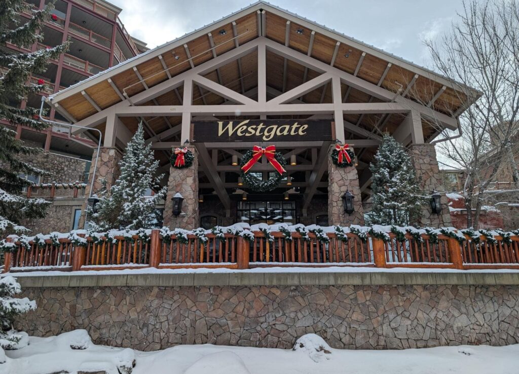 A Slopeside Park City Resort You Can Book With Chase Points